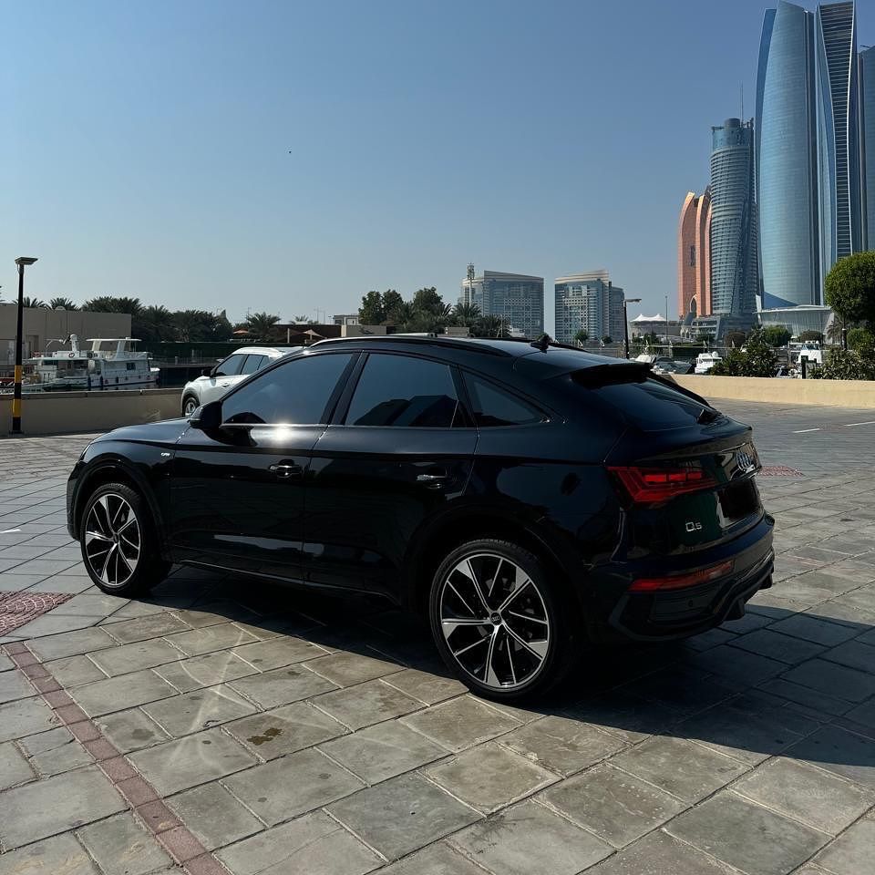 2022 Audi Q5 Premium Plus