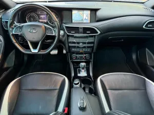 2018 Infiniti Q30 SE