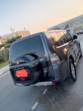2016 ميتسوبيشي باجيرو GLX