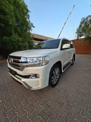 2017 Toyota Land Cruiser GR Sport