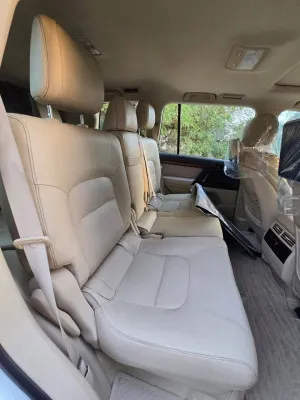 2017 Toyota Land Cruiser GR Sport