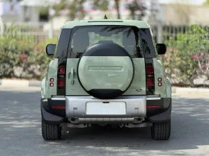 2023 لاند روفر ديفندر 110 HSE