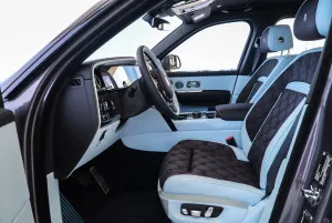 2025 رولز رويس كولينان Standard