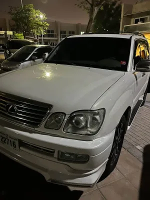 2000 لكزس أل أكس ٤٧٠