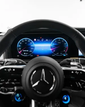 2025 مرسيدس-بنز الفئة - G G63 AMG