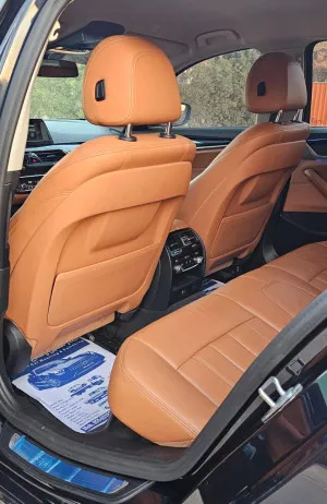 2020 BMW 5-Series 520i