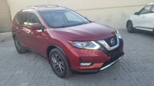 2016 نيسان روج SL