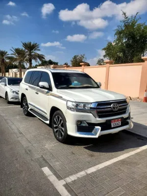 2013 Toyota Land Cruiser