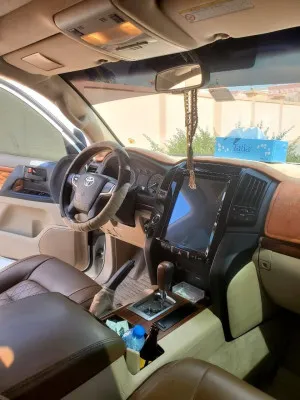 2013 Toyota Land Cruiser
