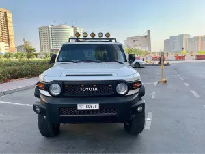 2021 تويوتا أف جي كروزر STD