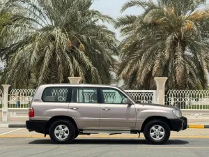 2001 تويوتا لاند كروزر Grand Touring