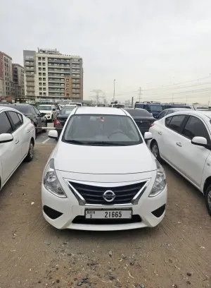 2022 نيسان صني S