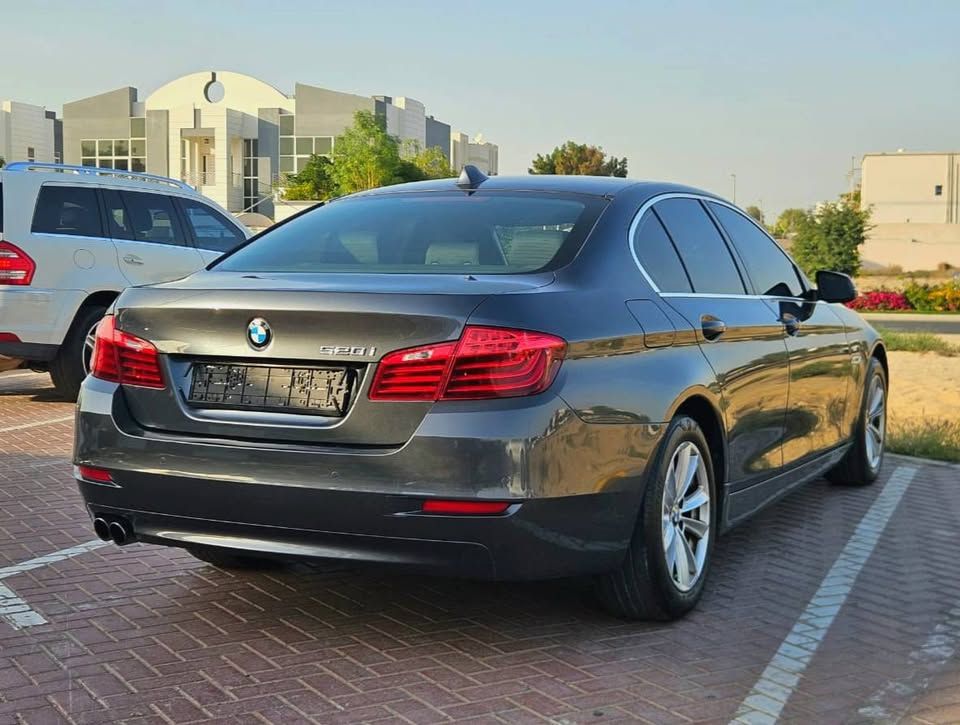 2016 بي أم دابليو الفئة - 5 520i