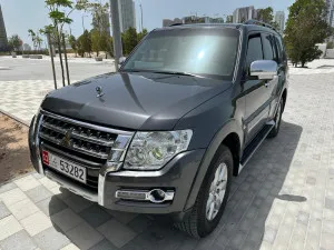2019 Mitsubishi Pajero GLS