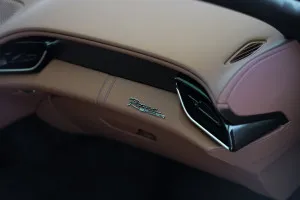 2025 فيراري روما Spider