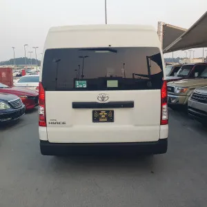 2022 Toyota Hiace Commuter High Roof