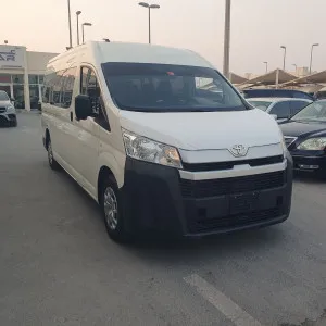 2022 Toyota Hiace Commuter High Roof