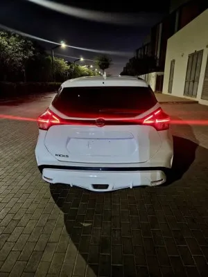 2021 نيسان كيكس S
