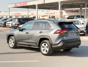 2020 تويوتا راف ٤ XLE
