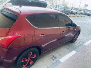 2015 نيسان تيدا S