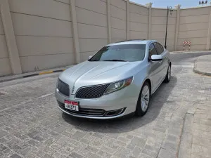 2016 لينكولن ام كي اس