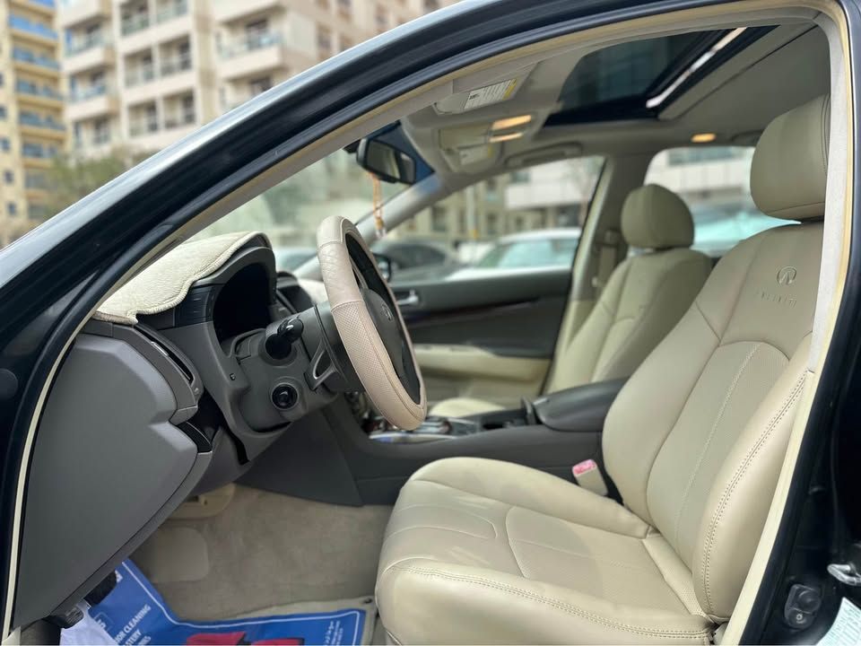 2012 Infiniti G25