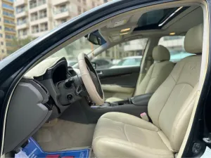 2012 Infiniti G25