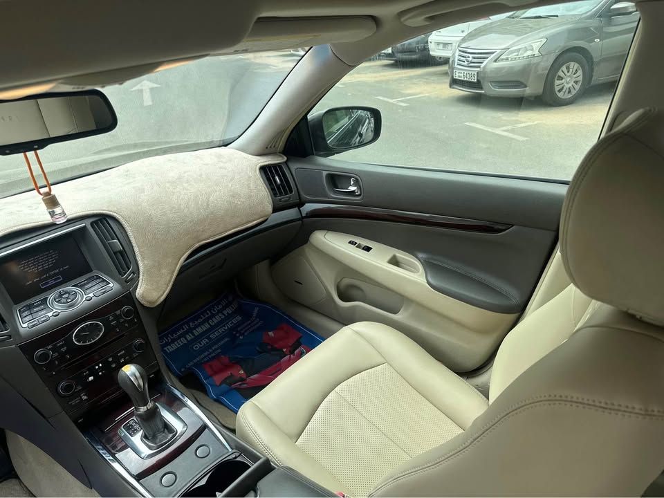 2012 Infiniti G25