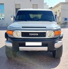 2014 تويوتا أف جي كروزر Base
