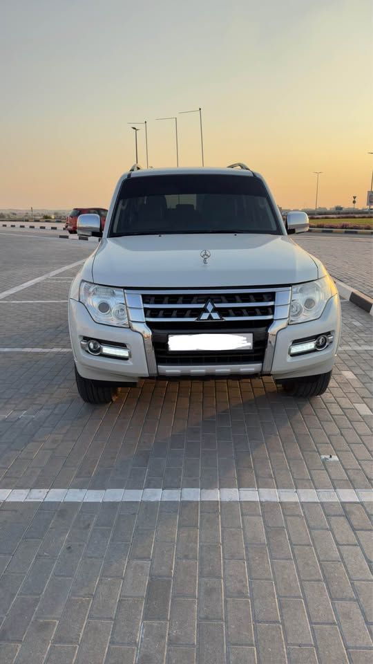 2017 Mitsubishi Pajero GT
