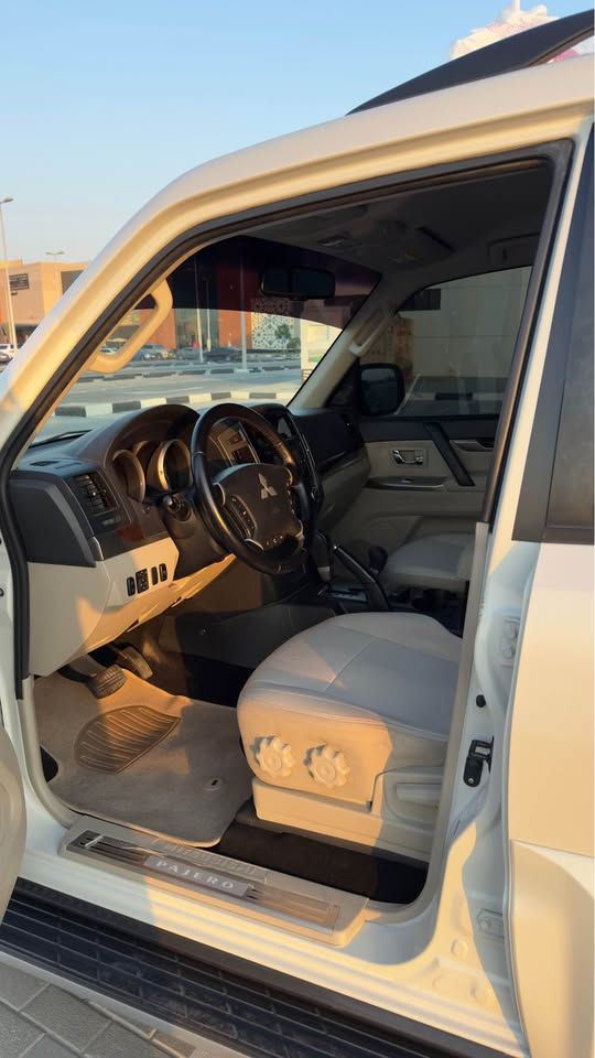2017 Mitsubishi Pajero GT