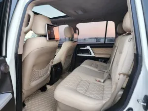 2010 Toyota Land Cruiser VXR