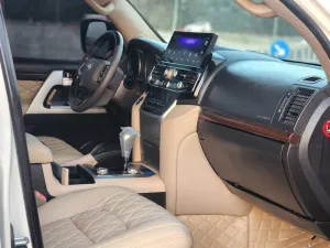 2010 Toyota Land Cruiser VXR