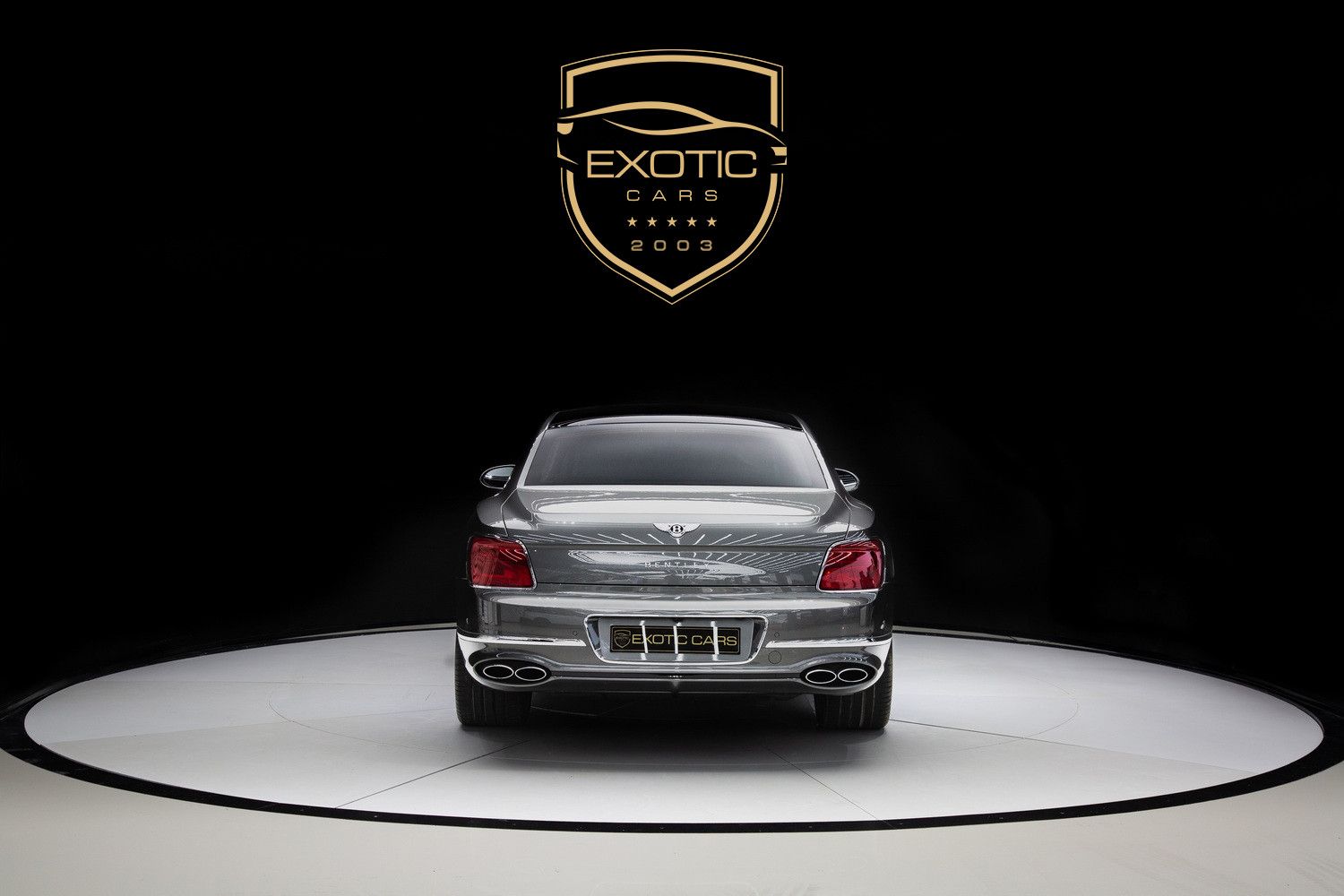 2021 بنتلي فلاينج سبير V8