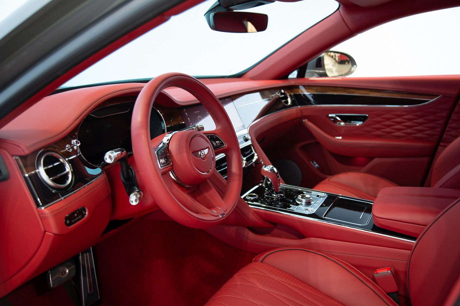 2021 بنتلي فلاينج سبير V8