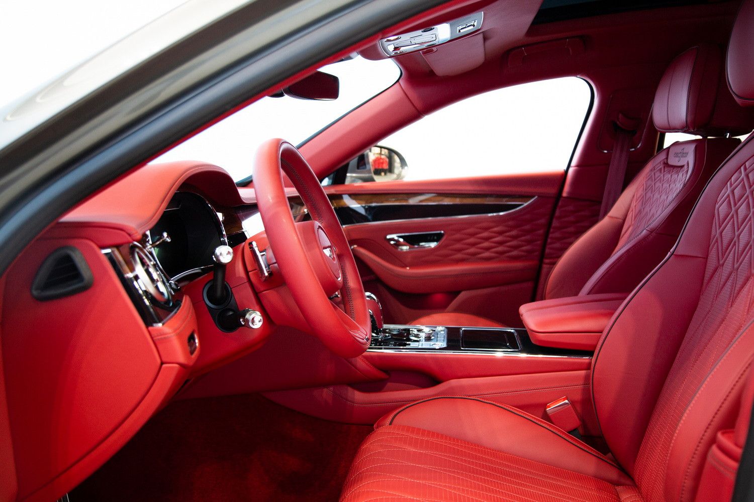 2021 بنتلي فلاينج سبير V8