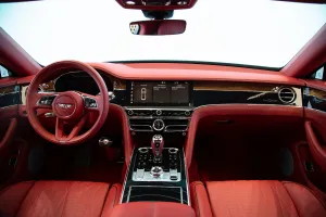 2021 بنتلي فلاينج سبير V8