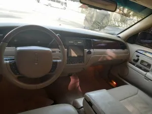 2011 Lincoln Town Car Executive