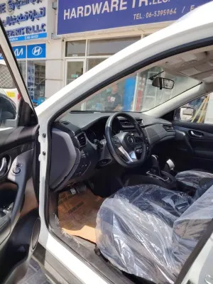 2018 نيسان روج SV