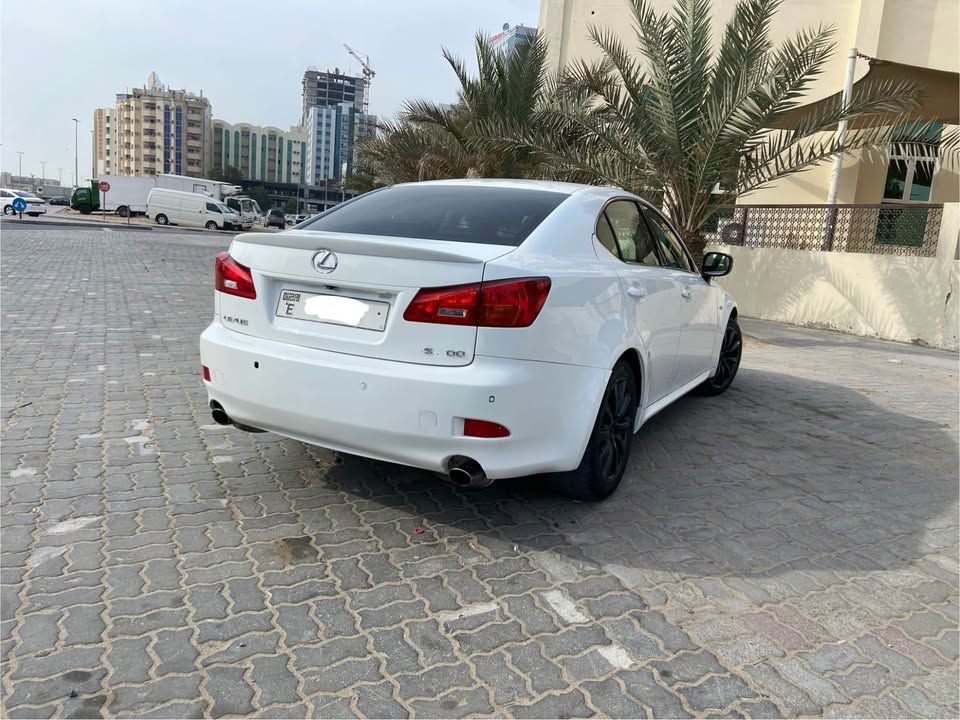 2007 لكزس اي اس IS 300