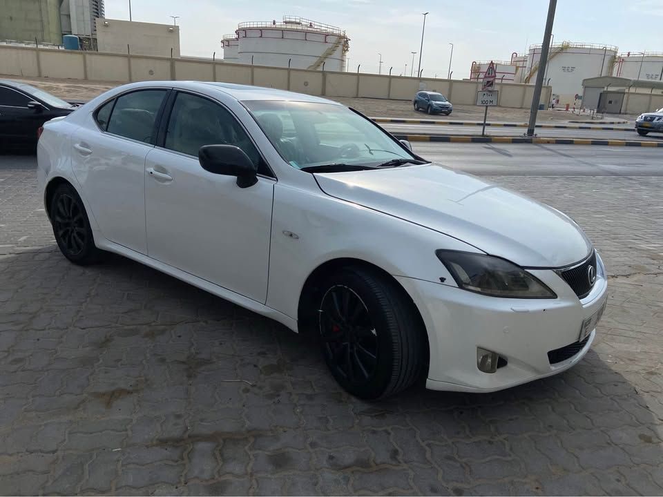 2007 لكزس اي اس IS 300