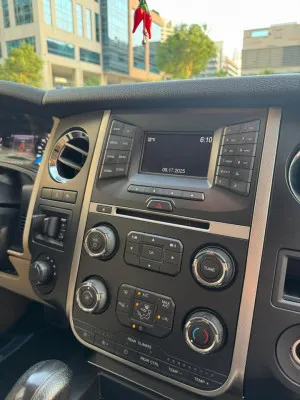 2017 فورد اكبيديشن Platinum MAX
