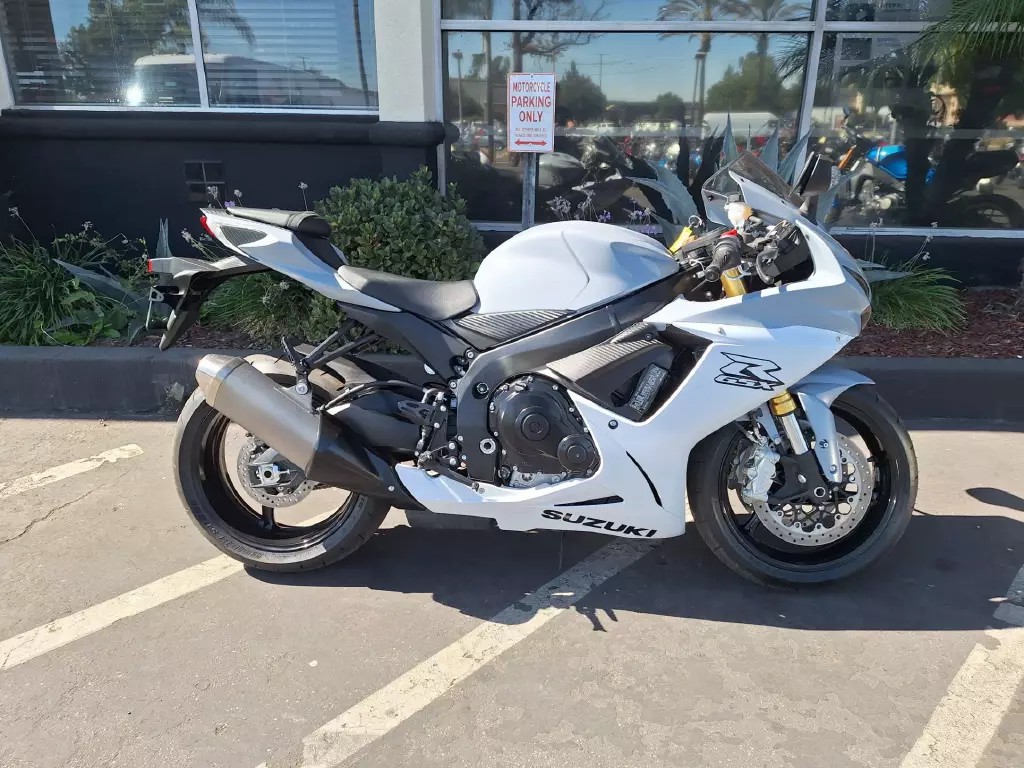2022 Suzuki GSX-R