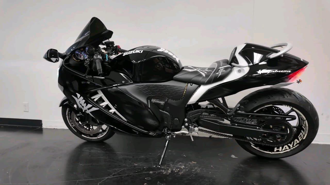 2025 Suzuki Hayabusa