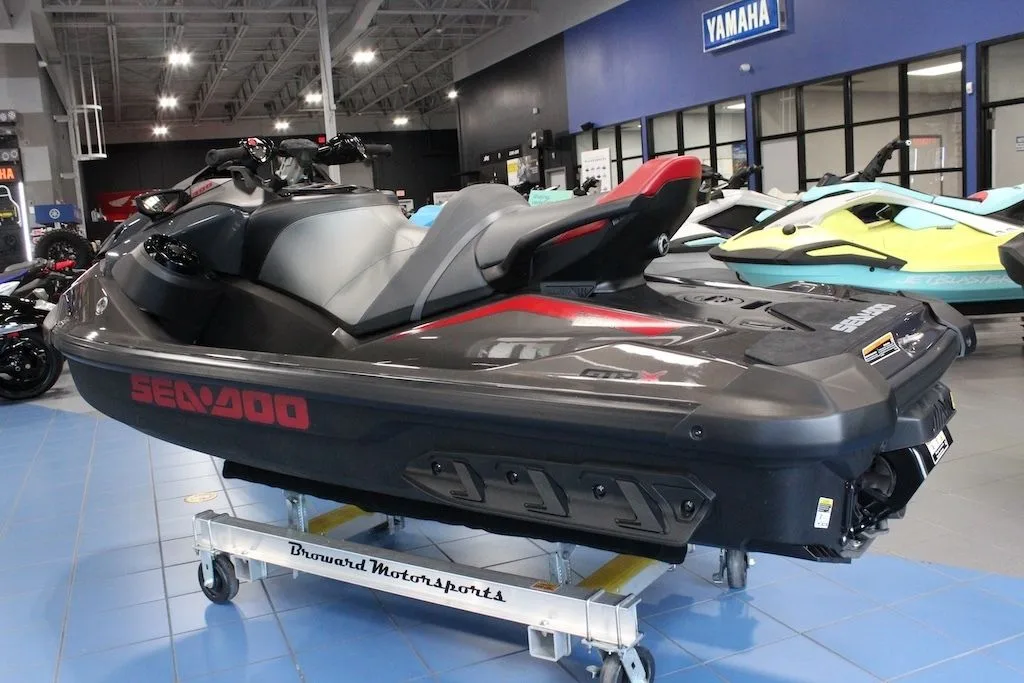 2026 Sea Doo GTR™-X 300 Tech, BRP Premium Audio, iBR thumbnail 6