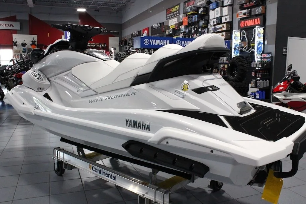 2026 Yamaha FX Cruiser SVHO® thumbnail 6