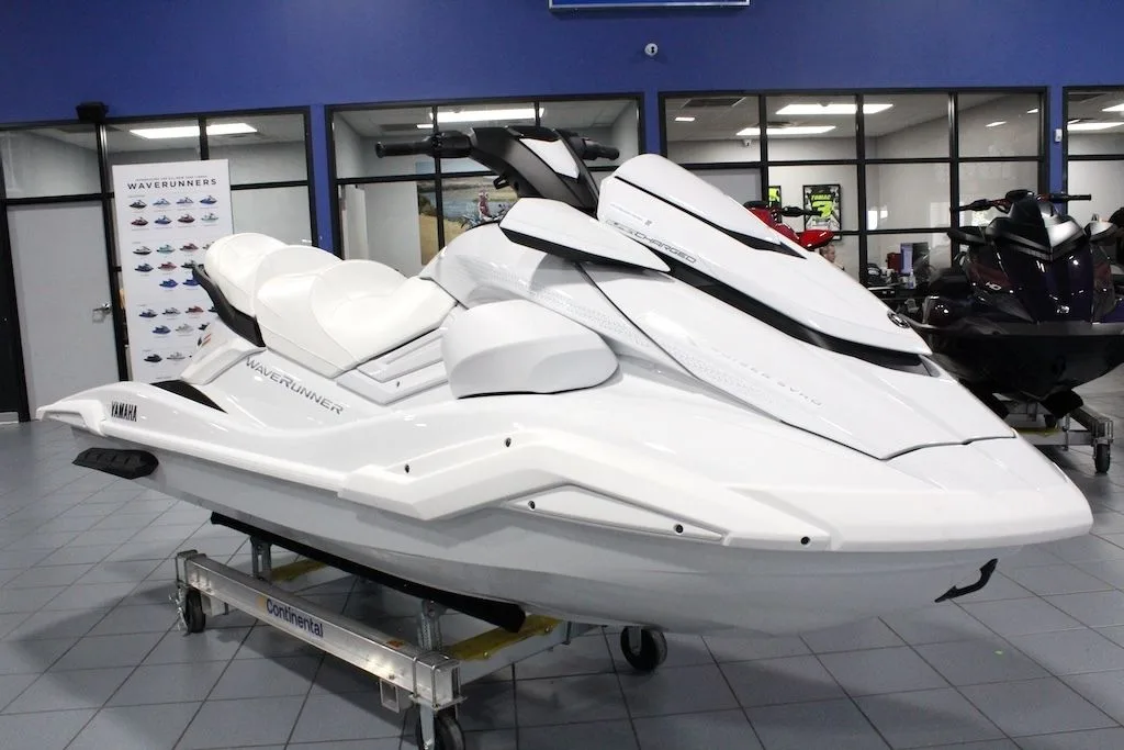 2026 Yamaha FX Cruiser SVHO® thumbnail 2