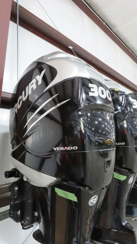 2014 Mercury 300 Outboard Motors thumbnail 3