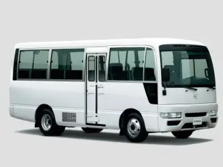 2015 Nissan Civilian في Dubai سيارة مستعملة