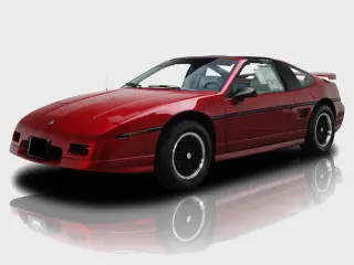 1987 Pontiac Fiero in Dubai used car
